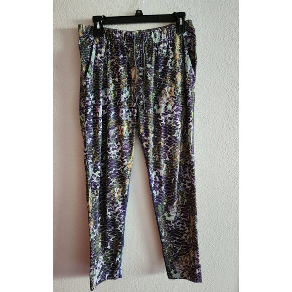 Lululemon Jet Crop Luxtreme Slim Floral Sport White Multi - Picture 3 of 9